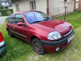 Renault Clio - 2
