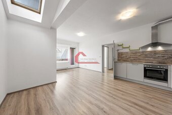 Prodej, byt 2+kk Moravany u Brna, Jabloňový sad,6km Brno, OV - 2