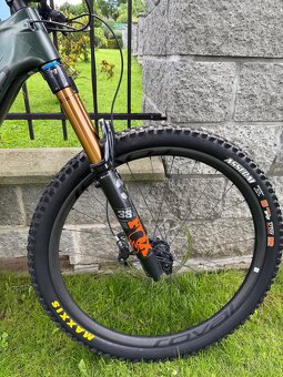 Specialized S-Works Kenevo SL vel. S3 120 000 Kč - 2