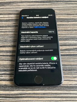 iPhone 8 - 2
