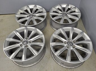 Originál 17" VW London 5x112 Passat B8 - 2
