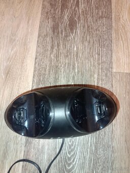 Nabíječka na ovladače PS4 - 2