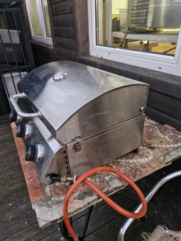 Plynový stolní gril - 2