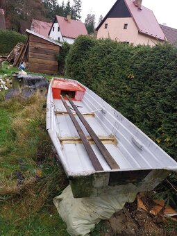 Laminátová pramice - 2