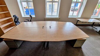 Kancelářský stůl TECHO - 2