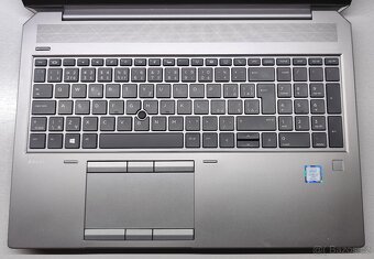 HP ZBook 15 G6, i7-9850H, Quadro T1000, 32GB RAM, 1TB NVMe - 2