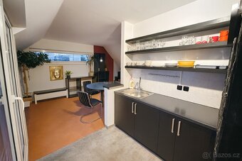 Pronájem bytu 3+1 v rodinném domě Zlín-Mladcová - 2