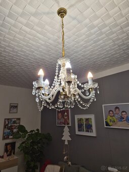 křišťálový ustr - 2