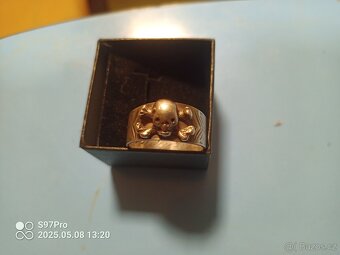 Prsten lebka a skřížené kosti - 2