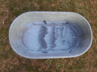 Stará plechová vanička - 2