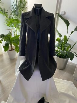 Zara kasmirovy dlouhy vlneny cerny kabat 38 - 2