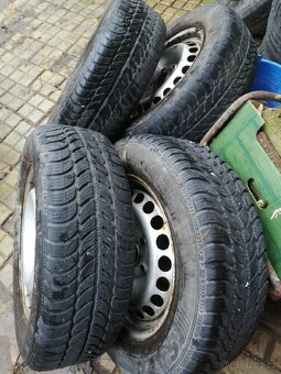 VW 5x112 15" et45 a zimní pneumatiky - 2