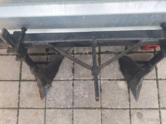 Hrobkovaci radličky Vari - 2