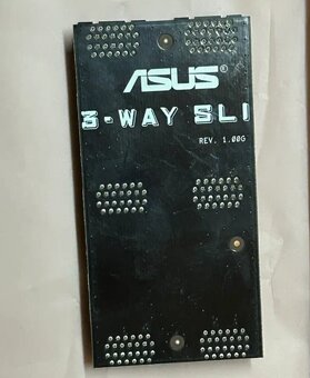 ASUS 3-Way SLI Bridge, pro3 grafické karty NVIDIA . - 2