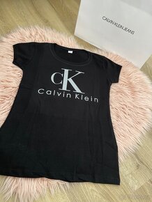 Dámské triko Calvin Klein - 2