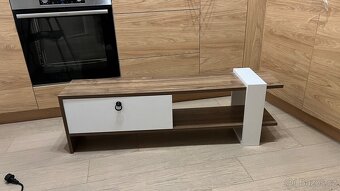 Tv stolek ve skvělém stavu - 2