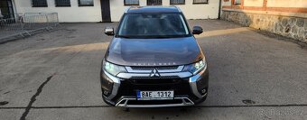 Mitsubishi Outlander, 2.0iMIVECAUTOMAT4x41ČR7míst - 2