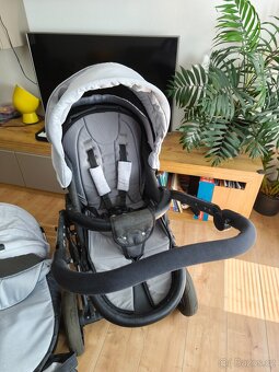 Kočárek Junama - 2