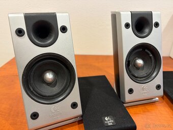 Satelity Logitech Z-2300 THX poškozené - 2