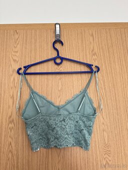 Krajkový crop top Zara - 2
