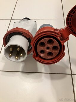 Zástrčka+zásuvka 400V 63A - 2