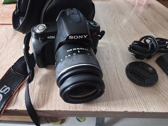SONY ALPHA DSLR230 - 2