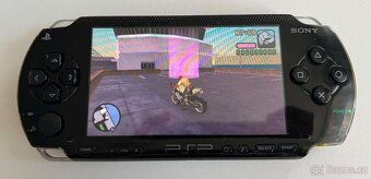 PSP 1000 Black + 64gb - 2