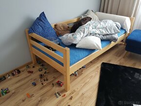 Dětská vyvýšená postel z masivu Domestav BUK cink - 2