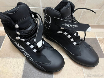 RST boty SABRE CE 3053 black/black/white - 2