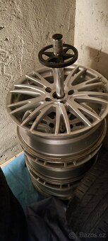 4x hliníkové disky VW/Škoda 7Jx17 ET45 - 2