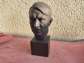 velká socha/busta Adolf Hitler,30 cm - 2