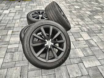 Orig. Alu Sada Audi 255/45/19 Falken Azenis 5x112 VW/Škoda/ - 2