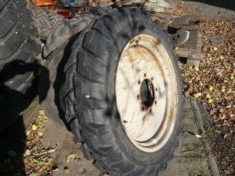 kolo,pneu,disk na traktor Zetor - 2