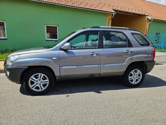 KIA SPORTAGE 2,0CRDI, 4X4,TOP STAV BEZ KOROZE - 2