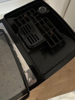 Kávovar DeLonghi Magnifica Plus - 2