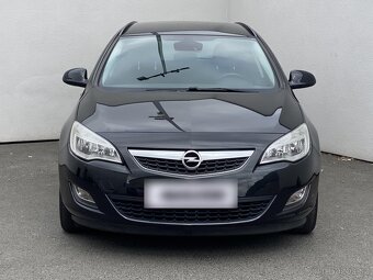 Opel Astra 1.4i , 74 kW benzín, 2012 - 2