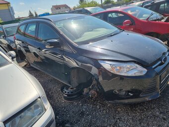 FORD FOCUS KOMBI - 2