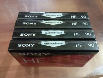 Sony HF-90 - 2