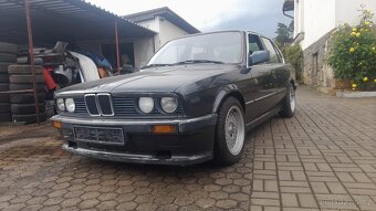 Bmw E30 318i/A - 2