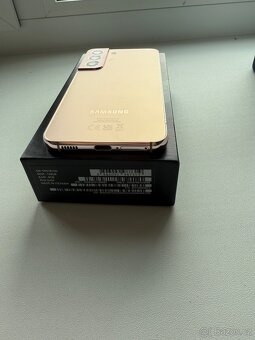 Samsung Galaxy S22 128 GB Pink Gold + Samsung Buds2 + kryt - 2