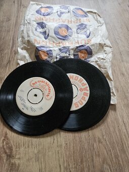 Vinyl desky - 2