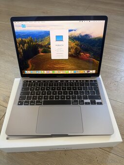 Apple MacBook Pro M2 - 2