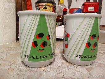Porcelánové hrnky Italia 90 - 2