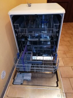 Myčka nádobí Beko - 2