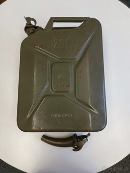Vojenský kanystr 20 litrů z roku 1987 - originální armádní - 2