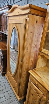 Šatní skříň borovice zrcadlo - 2