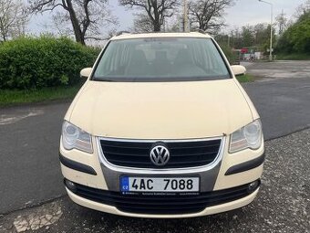 VW Touran 2.0i cng vw r.v. 2008 STK do 2027 - 2