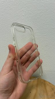 Spigen Ultra Hybrid Crystal Clear iPhone 16e - 2