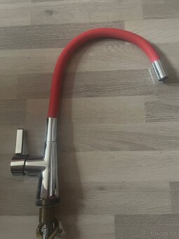 Kuchyňská dřezová baterie - 2