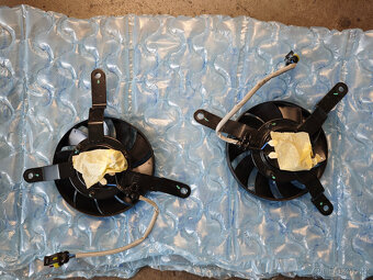 Ducati Multistrada V2 S 55040401A, 55040411A větráky - 2